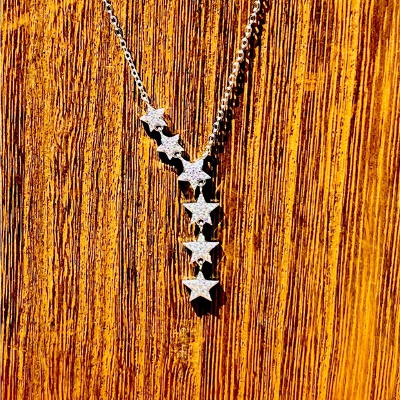 Jewelry - NWT .5 CTW  Moissanite Diamond Star Pendant Necklace 18-20 inch - Make an Offer!